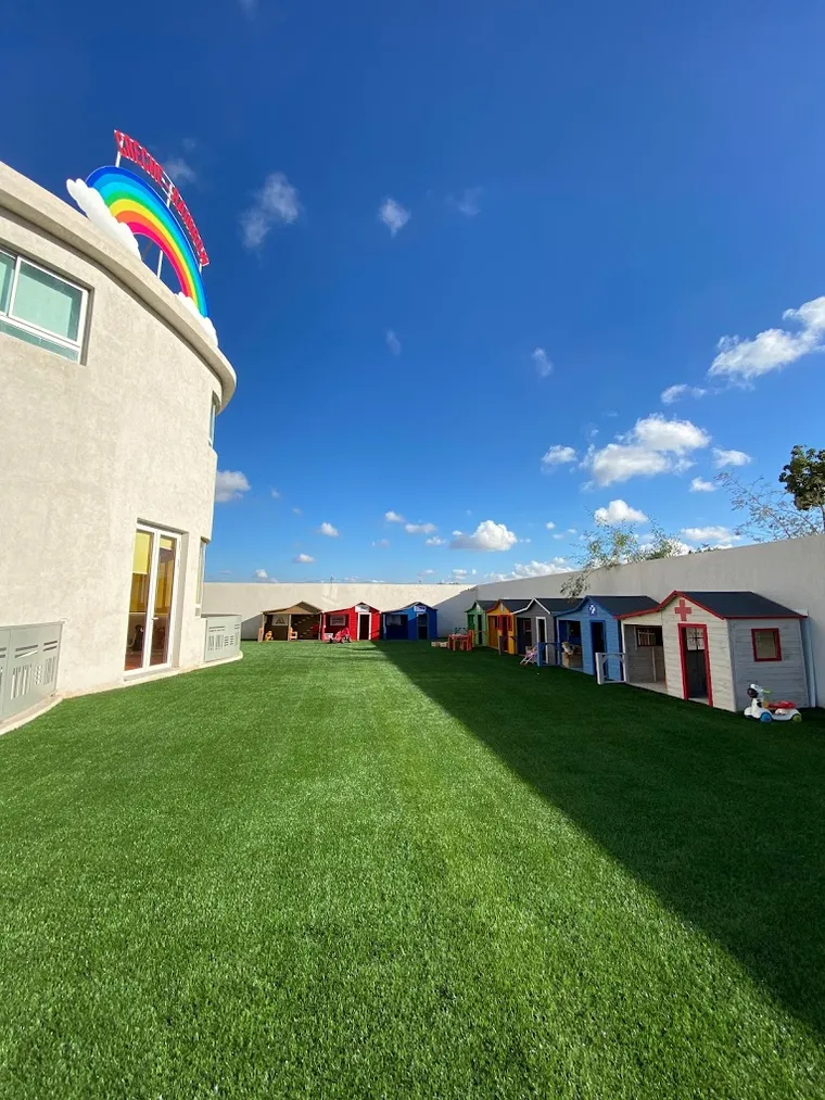 Enfants de la crèche Rainbow Childcare à Bouskoura